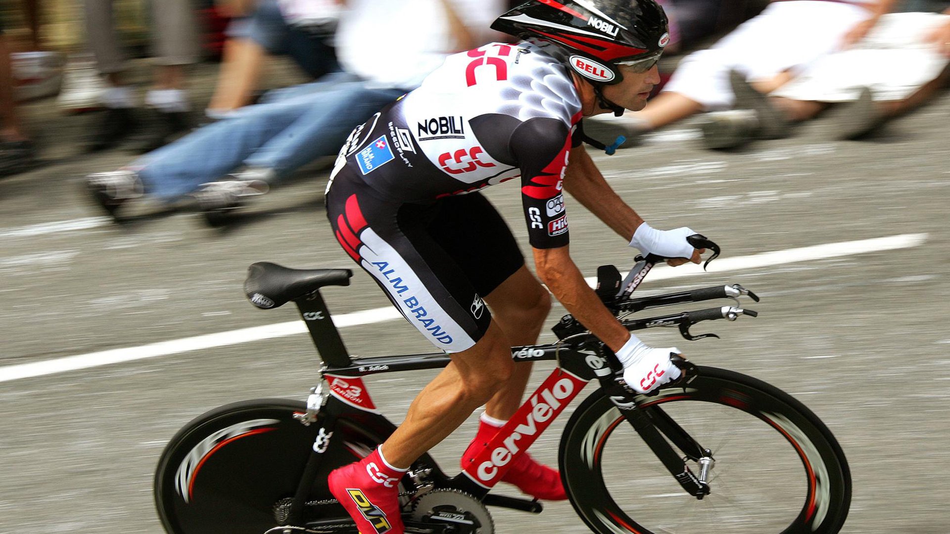 世界杯后：各国媒体相继出版纪念特刊 详解本届技战术与人物故事